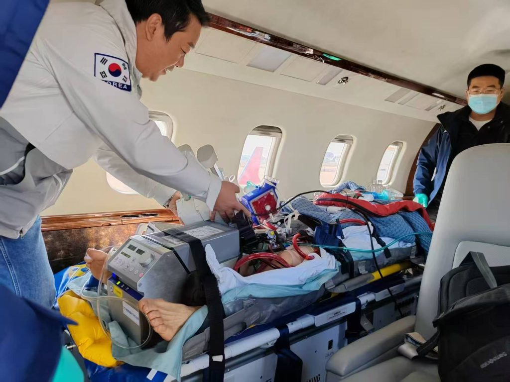 ECMO and IABP transfer