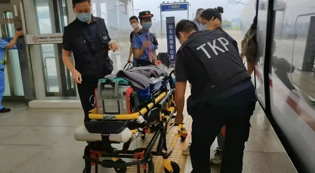 Medical evacuation for congenital heart defects