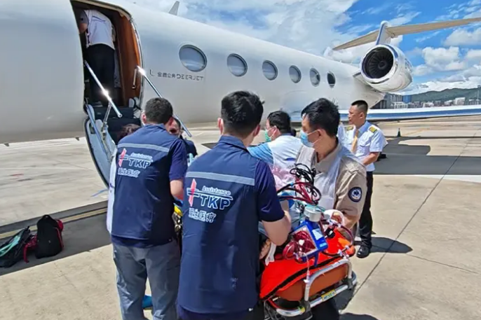 Air Medical Transport For Seniors